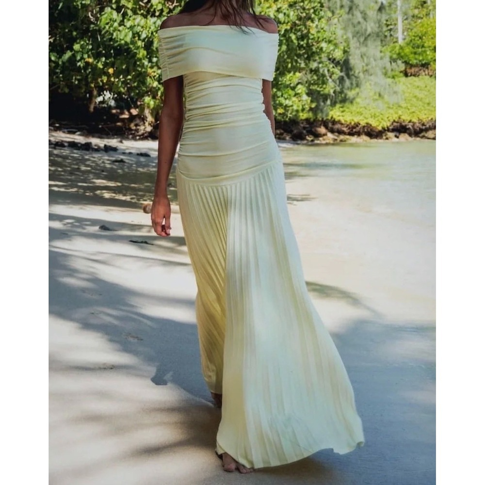 Rumored Halo Maxi Dress